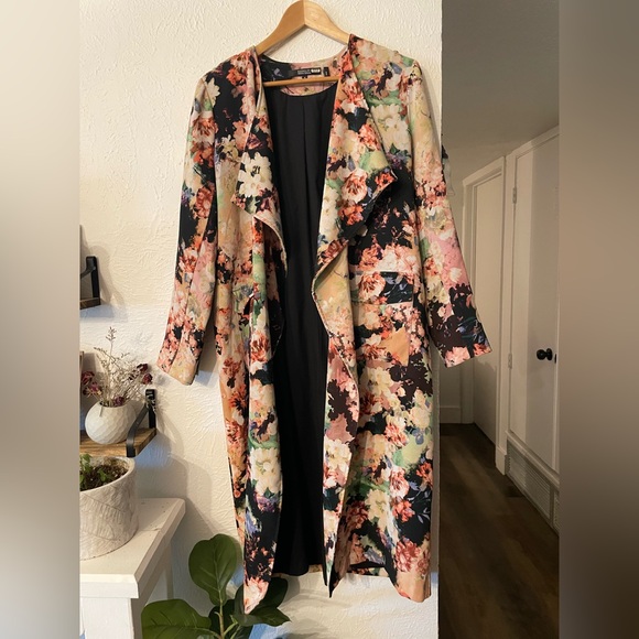 Badgley Mischka Dark Floral Duster Jacket in floral printed crepe Size 6 - Picture 9 of 10